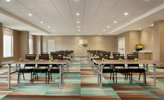 Home2 Suites by Hilton Brandon Tampa