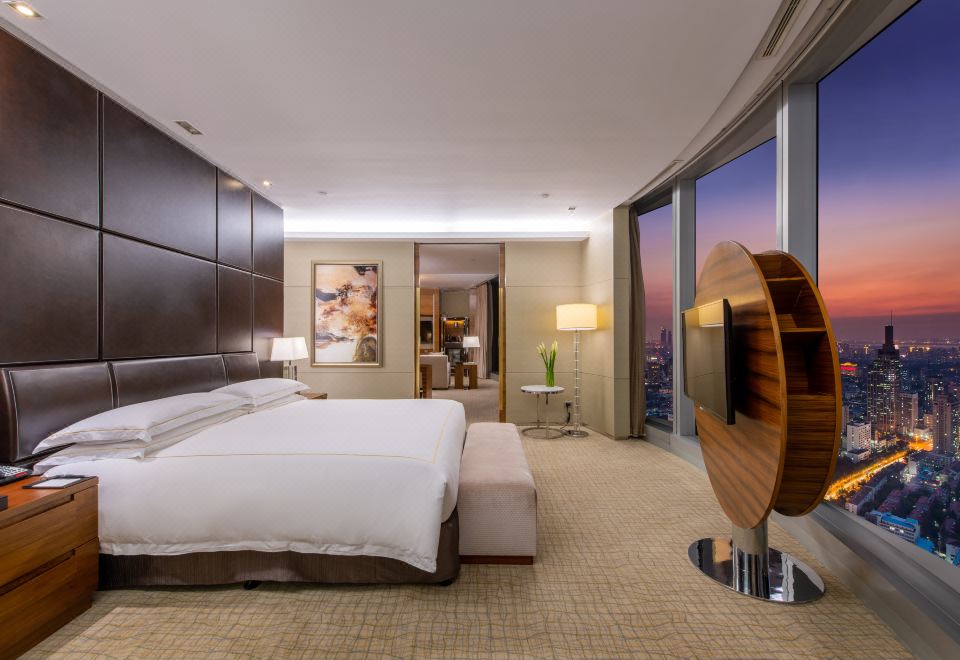 InterContinental Nanjing1King Executive Ste LakeVw Lounge Access