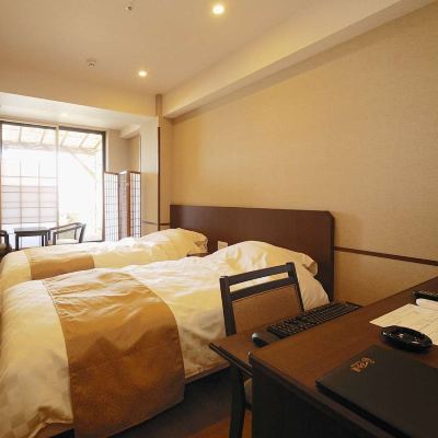 Yugawara Onsen Western-Style Room With Open-Air Bath [Standard] [Twin Room] [Non-Smoking] 東京・湯河原温泉　万葉の湯 クーポン