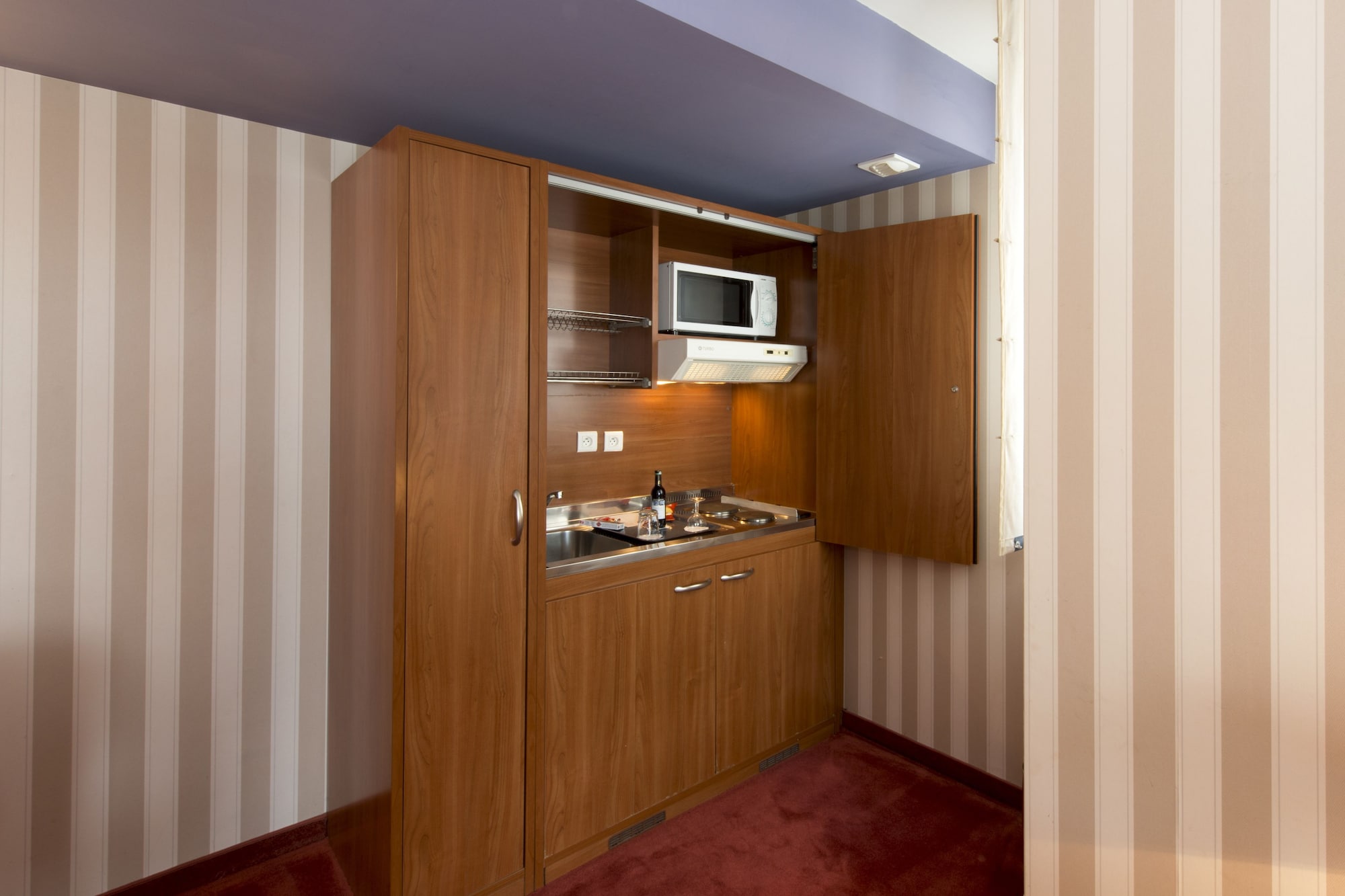 豪华双人或双床房（带阳台）