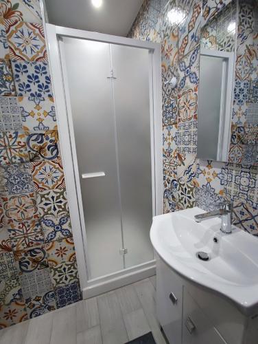 双人房（带独立浴室）