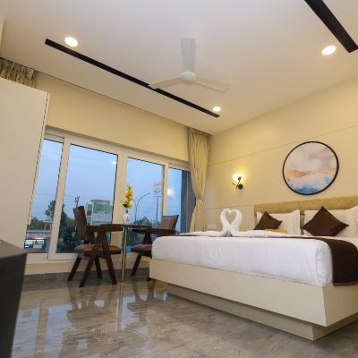 Deluxe Room With City View Eden Roc Promo Code
