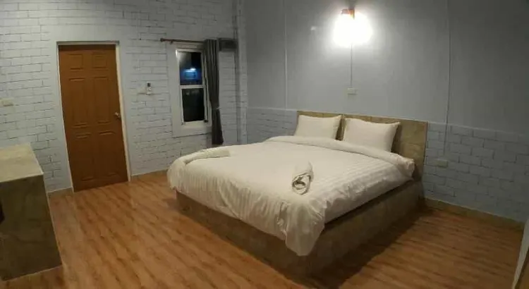 ห้องสแตนดาร์ด เตียงใหญ่ 1 เตียง