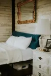 Romantic Waterfront Cabin on the River Near Possum Kingdom Lake