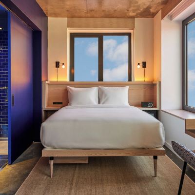 Radio Deluxe Queen Room Radio Hotel Promo Code