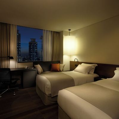 [Spicy Happiness Pkg] Standard Twin City View + Shin Ramyun 6 (Limit 1, 000 Sets / Per Booking) 신라스테이 동탄 쿠폰