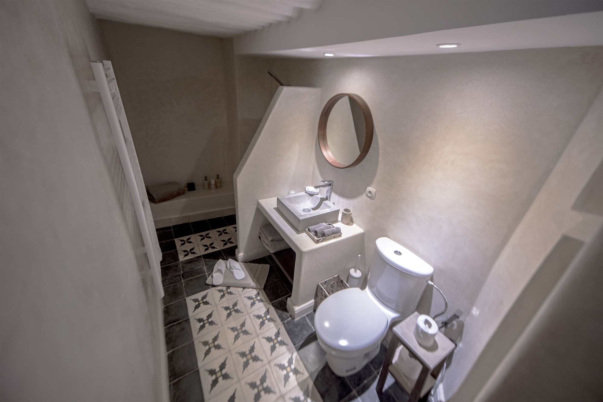 舒适房 - 带1张大床 - 禁烟（Sarah）