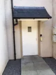 6 Varis Apartments