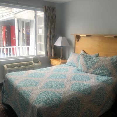 Standard Room, 1 Queen Bed, Non Smoking, Courtyard View The Atlantic House Promo Code
