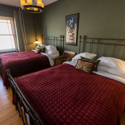 Deluxe Suite with 2 Queen Beds Murray Hotel Promo Code