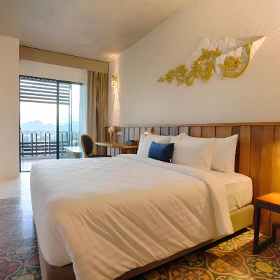 Jacuzzi Riverfront Room Natee the Riverfront Hotel Kanchanaburi Promo Code