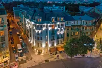 Zeus Essence Bucharest Venezia