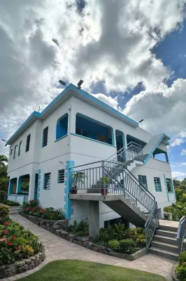 Chenko Villas & Cars Hoteles en 