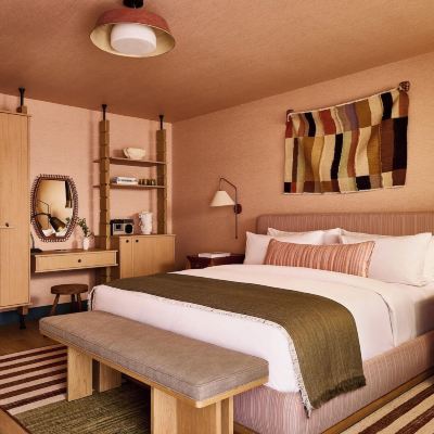 Deluxe King Room Sunset Beach Motel Promo Code