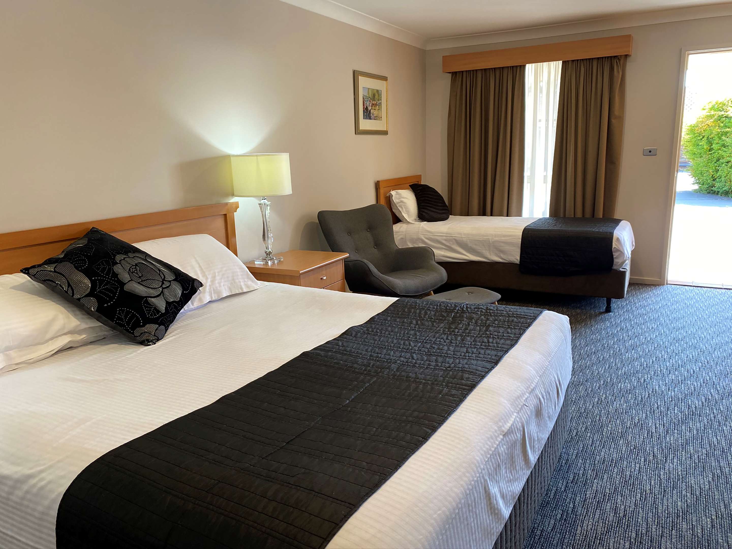 高级双床间 - 带Spa浴缸