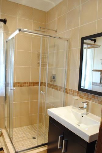 双人房（带独立浴室）