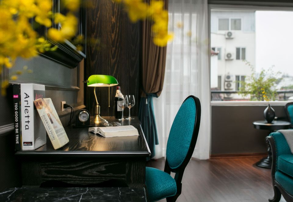 Grande Collection Hotel & SpaJunior Suite With Balcony