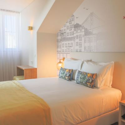Superior Double Room Mouraria Lisboa Hotel Promo Code