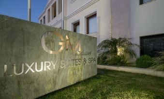 GM Luxury Suites & Spa
