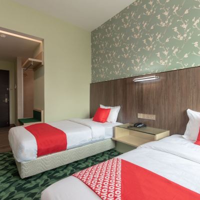 Bilik Standard Twin Kupon OYO 89375 Regent Hotel