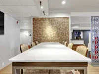 Best Western Plus Navigator Inn  Suites Hotels in Everett
