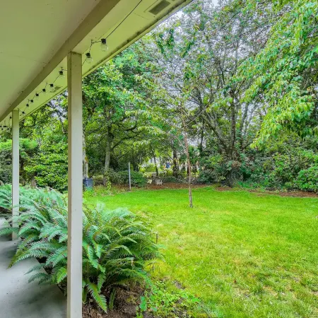 Charming Single Level 4 Bedrooms Gresham Home Near Pdx, Edgefield and Mt Hood Отели в г. Грешам