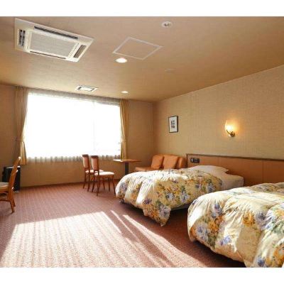 西洋風ルーム 青の洞窟温泉 ピパの湯 ゆ～りん館 クーポン