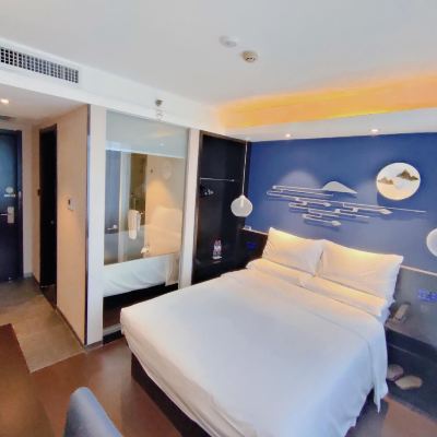 大床房 桔子飯店（南京新街口張府園地鐵站店）優惠