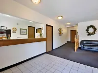 Boarders Inn & Suites by Cobblestone Hotels Waterloo Cedar Falls