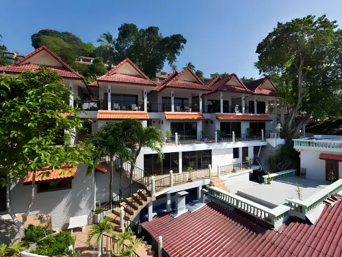 Two Chefs Inn