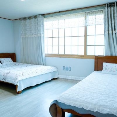 Bach (2 Room, 3 Bed, 2 Bathroom) 남해 독일마을 펜션 쿠폰