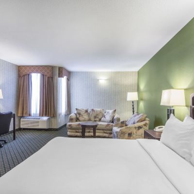 Standard Queen Room-Non-Smoking Clarion Hotel & Conference Center Sherwood Park Promo Code