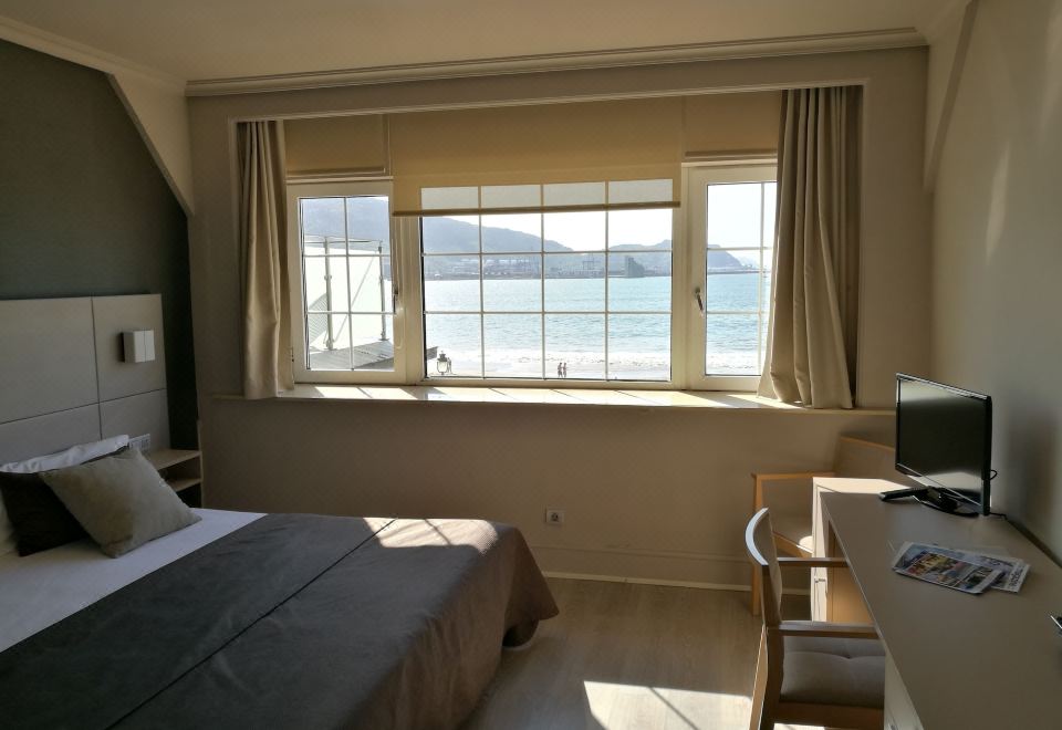 带海景的双人房