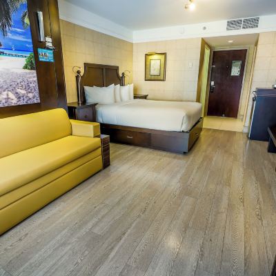 Adapted Room, 1 Queen and 1 Queen Murphy Bed LHotelQuébec Promo Code