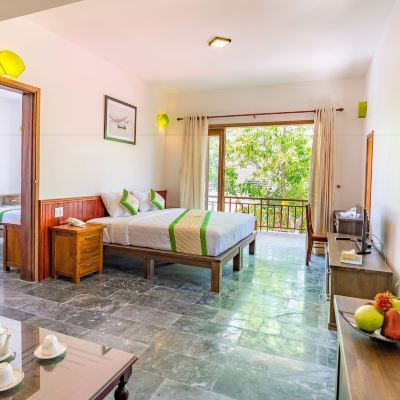Deluxe Family Room Fig Tree Boutique Villa Promo Code