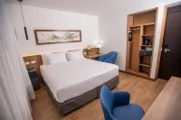 Dazzler by Wyndham Salta Hotels in 