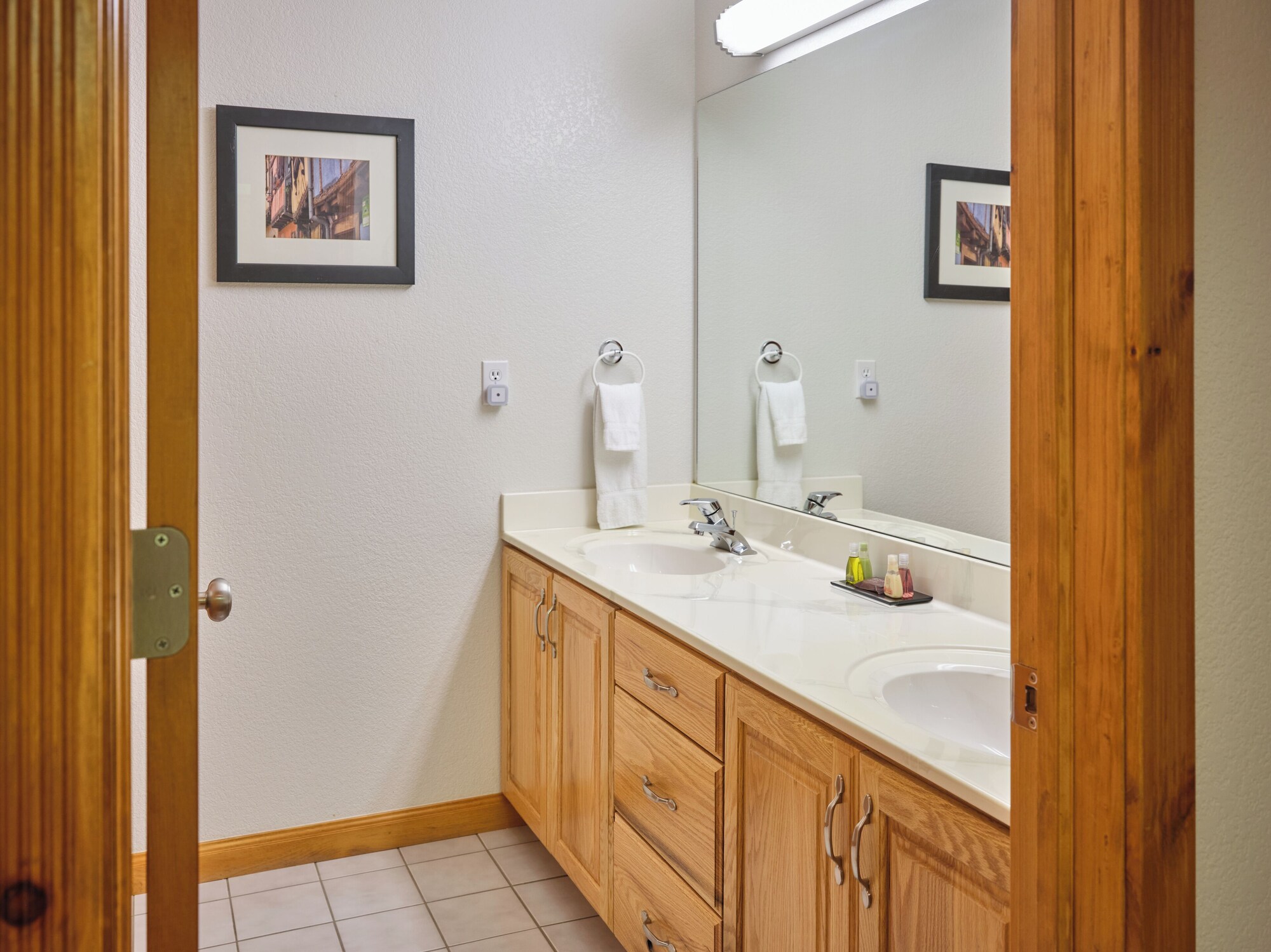 四卧室联排别墅，禁烟