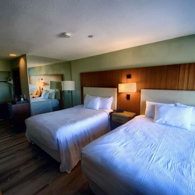 Deluxe Balcony Room-2 Queen Beds The Retreat on Charleston Peak Promo Code