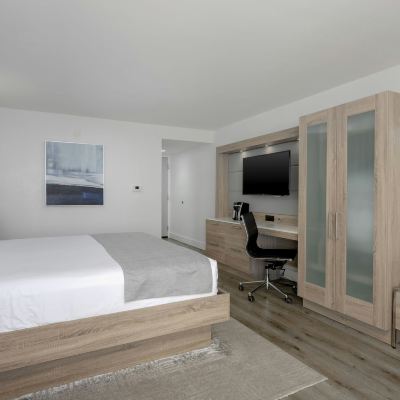 Standard King Room - Limited View Perdido Beach Resort Promo Code