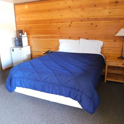 Basic Single Room Packwood Inn Promo Code