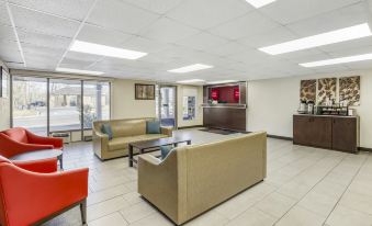 Red Roof Inn Stroudsburg - Housity