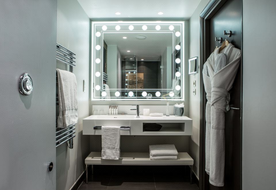 Hotel Indigo PARIS - OPERA by IHG1 Queen Bed Junior Suite With Single Sofa Bed