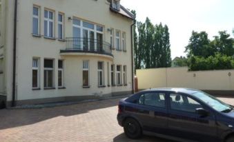 Hotel & Restaurant Na Frystatske - Housity