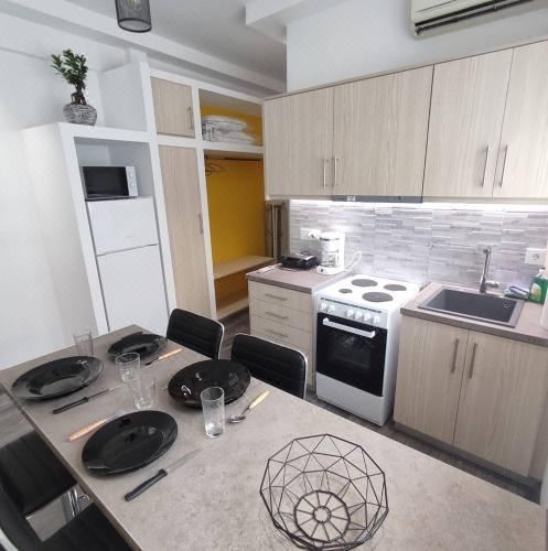 Petmeza Apartment 1 Aigio City F One-Bedroom Apartment