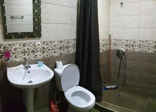 带阳台的三人房