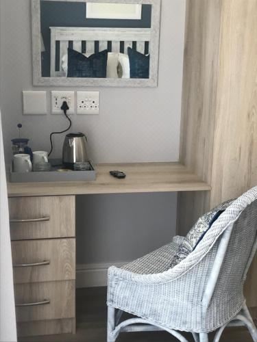 带山景的双人间