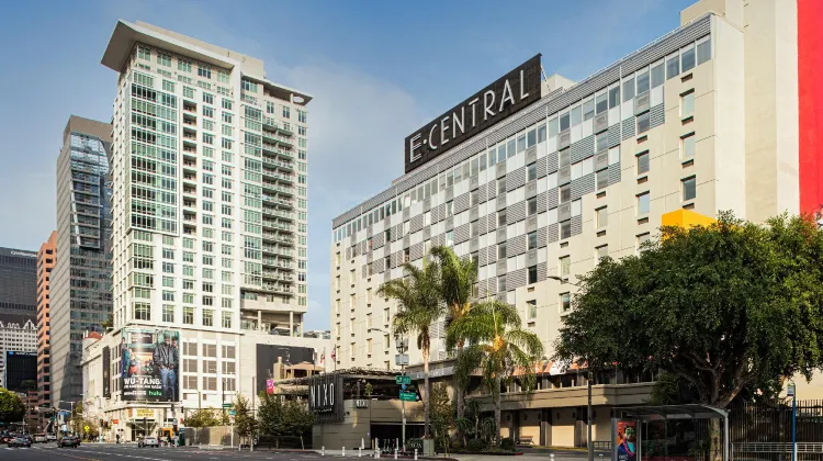 イ セントラル ホテル ダウンタウン ロサンゼルス 外観