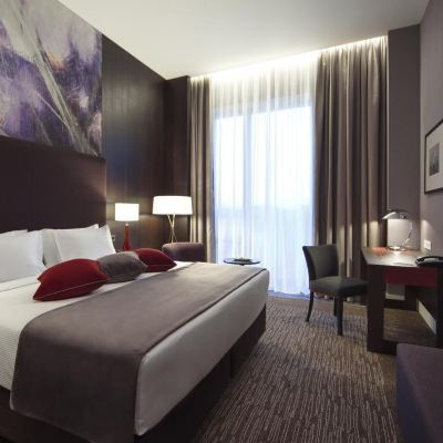 Deluxe King Room DoubleTree by Hilton Hotel Moscow - Marina Promo Code