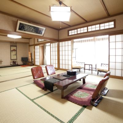 [Non-Smoking Room]Japanese-Style Room 16 Tatami Mats + [Chartered Bath][Japanese Room][Non-Smoking]