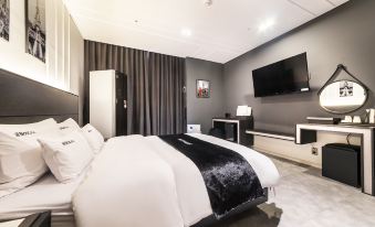Boscoa Hotel - Housity
